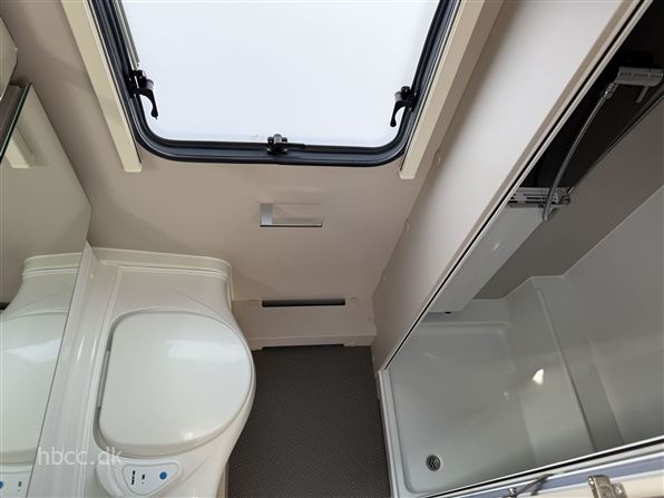 Adria Adora 573